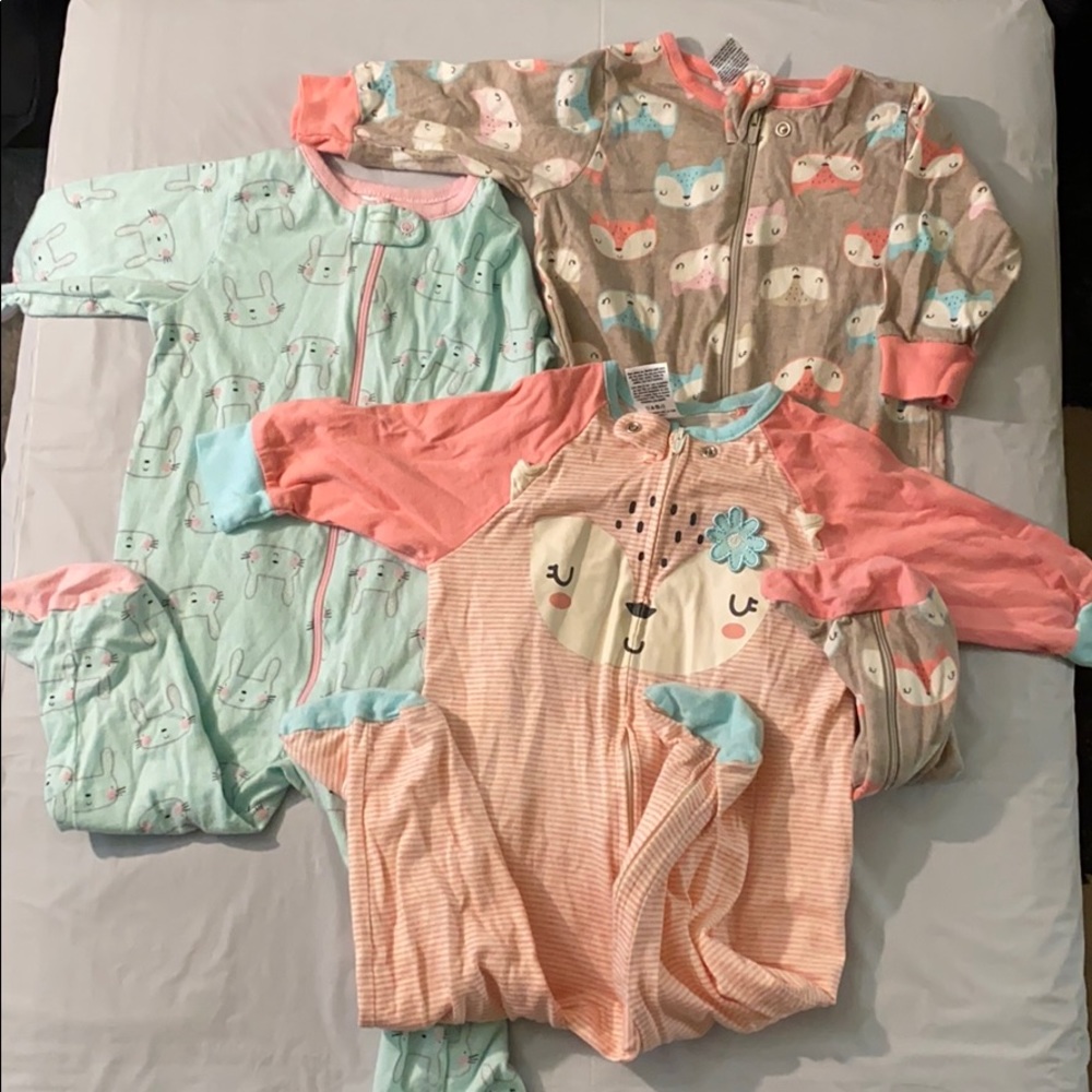 3 for $10 Footies for baby girl 🎀